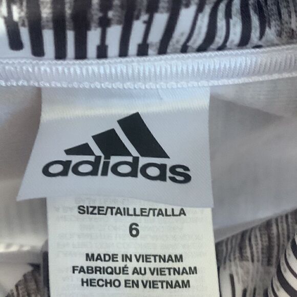 Adidas GUC boys gray/white zip up Size 6 - Picture 5 of 5